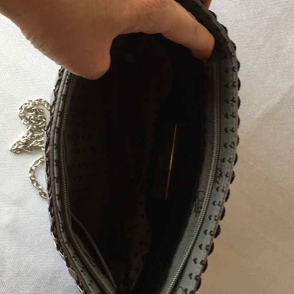 NWOT Silver & Black Metallic Bag - Picture 4 of 7